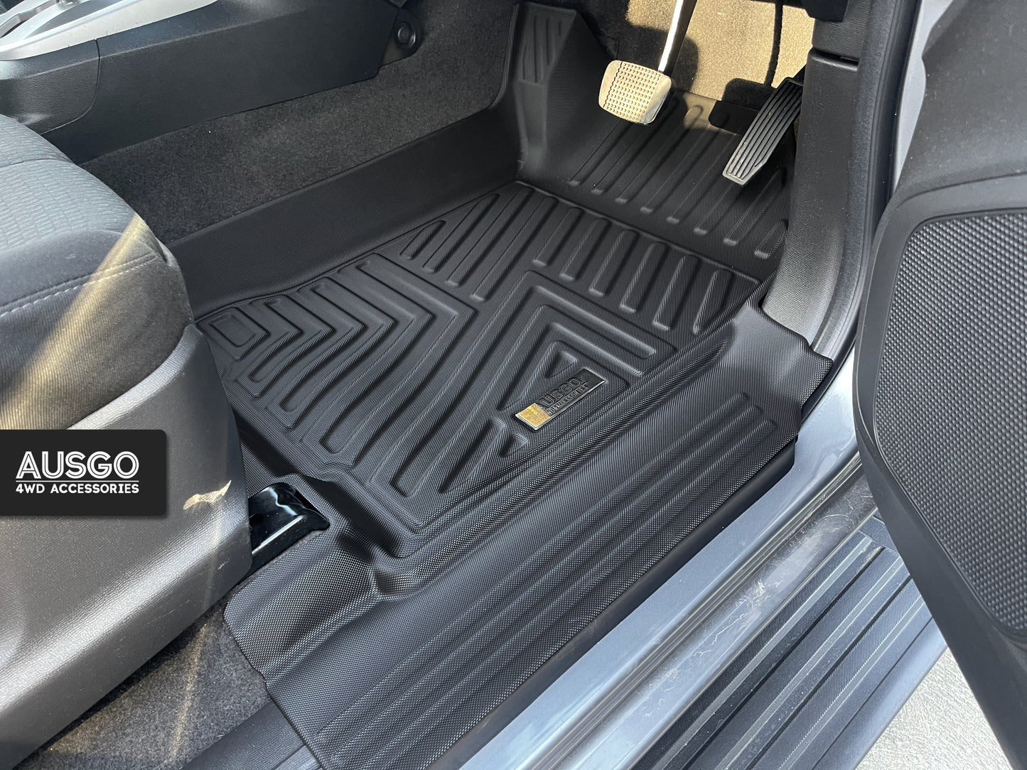 ISUZU D-MAX 2012-2020 Car Floor Mats