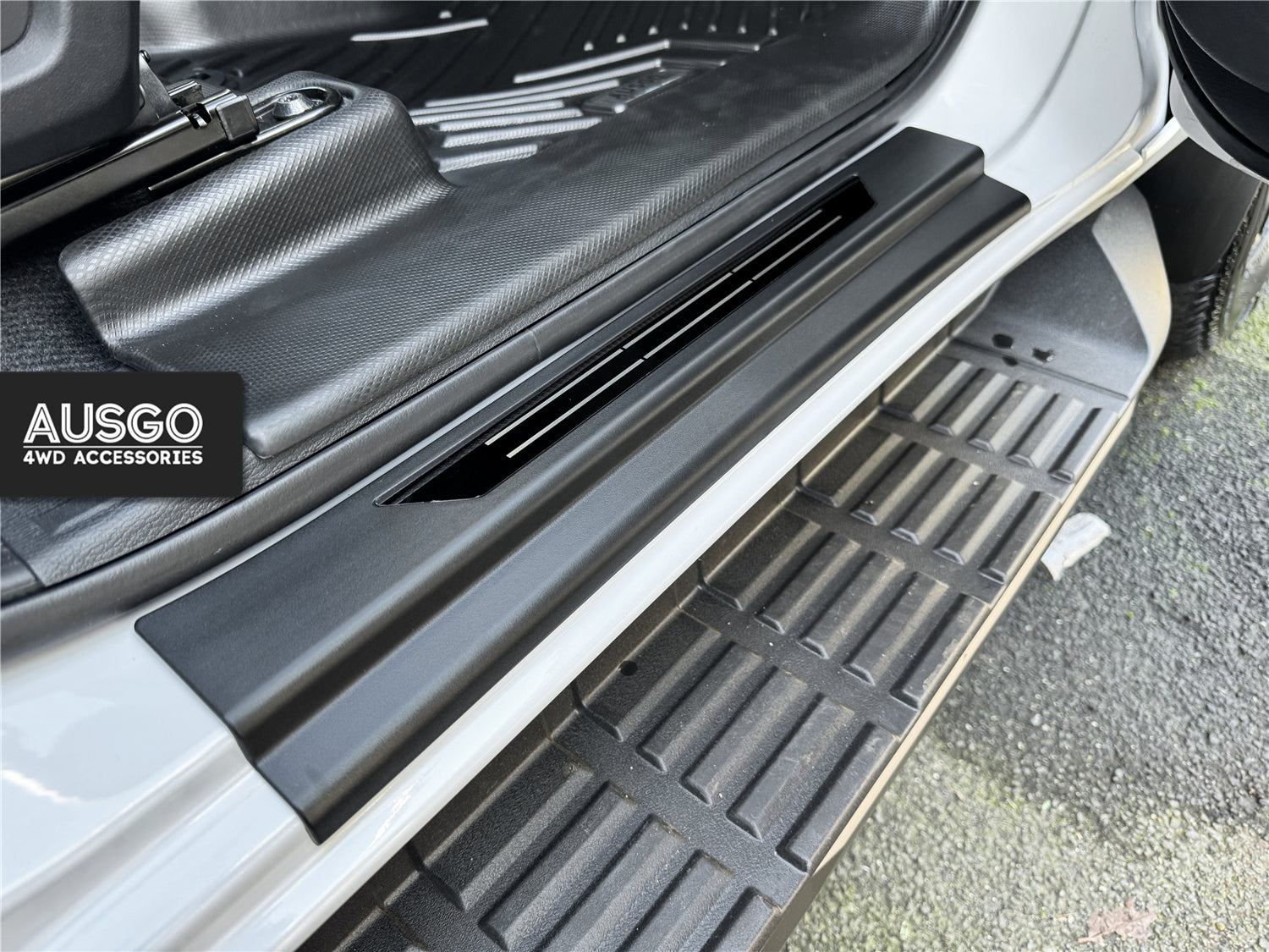 Mitsubishi Triton MV Next-Gen Dual Cab 2024-Onwards Door Sill Protector