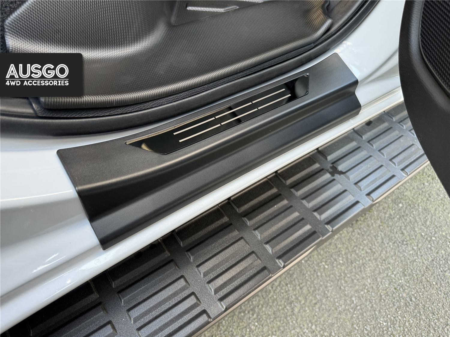 Mitsubishi Triton MV Next-Gen Dual Cab 2024-Onwards Door Sill Protector