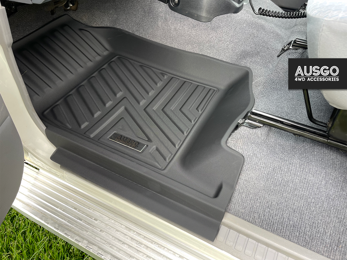 Toyota Land Cruiser 79 Series 2012-Onwards Car Floor Mats