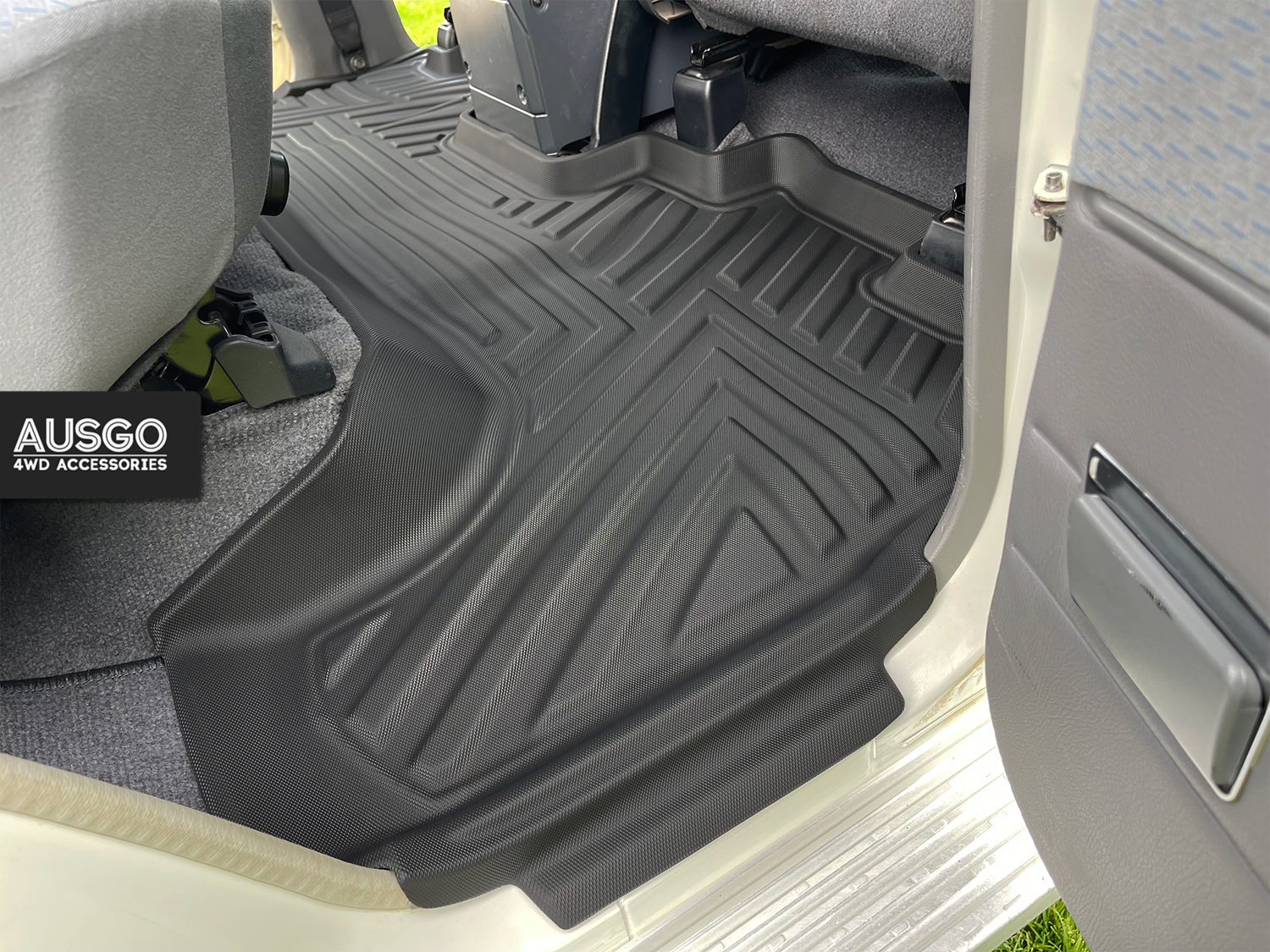 Toyota Land Cruiser 79 Series 2012-Onwards Car Floor Mats