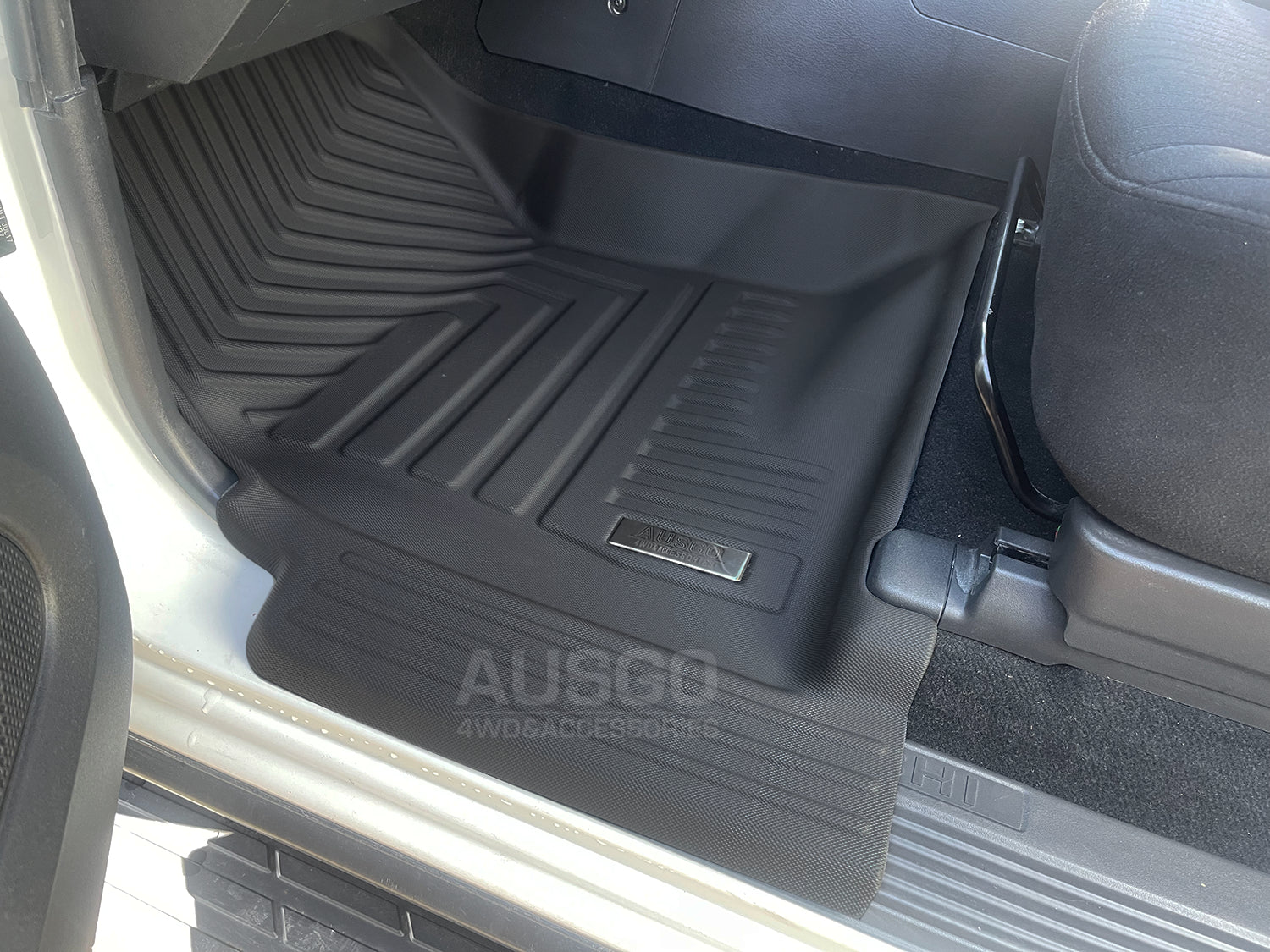 Pre-order Car Floor Mats for Mitsubishi Pajero 2000-2021