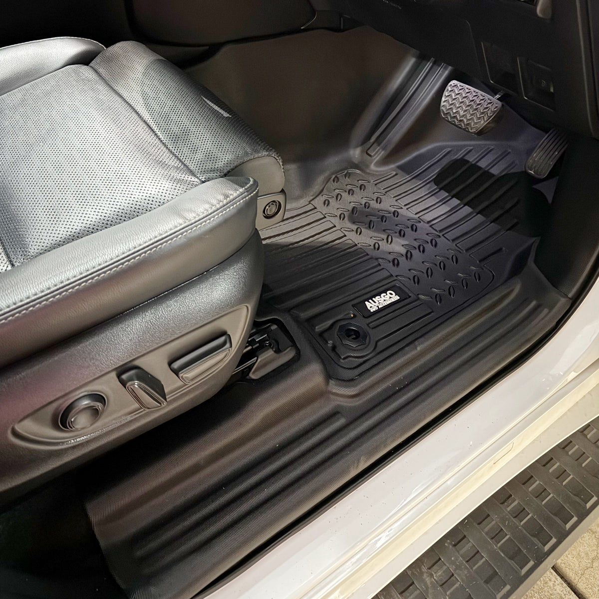 AUSGO 4X4 ACCESSORIES