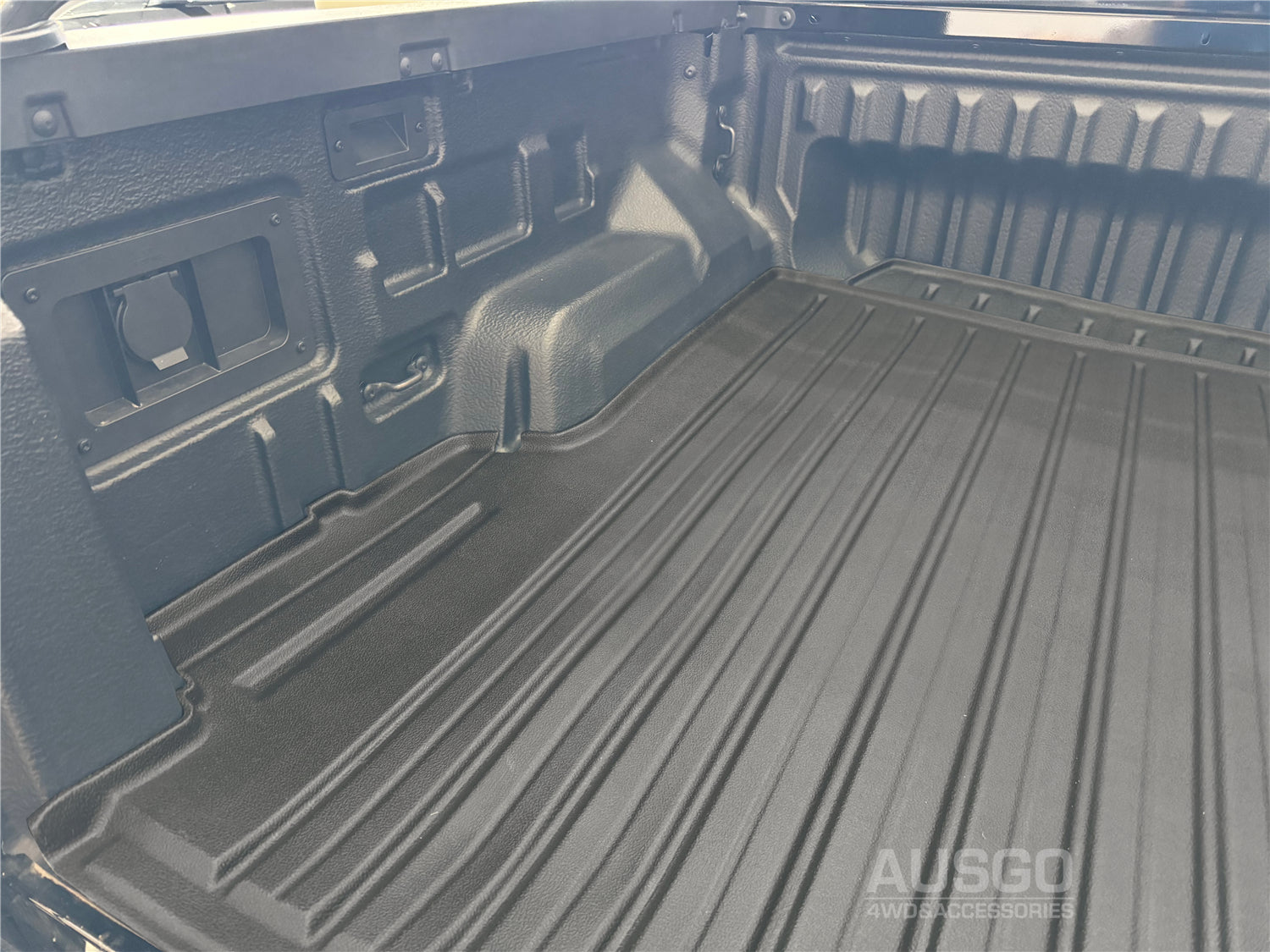 Pre-order Ute Mat for Volkswagen Amarok NF Dual Cab 2023-Onwards Fitted with Factory Plastic Tub Liner
