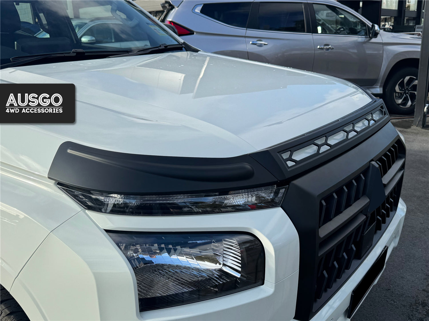 Mitsubishi Triton MV Series 2024-Onwards Bonnet Guard