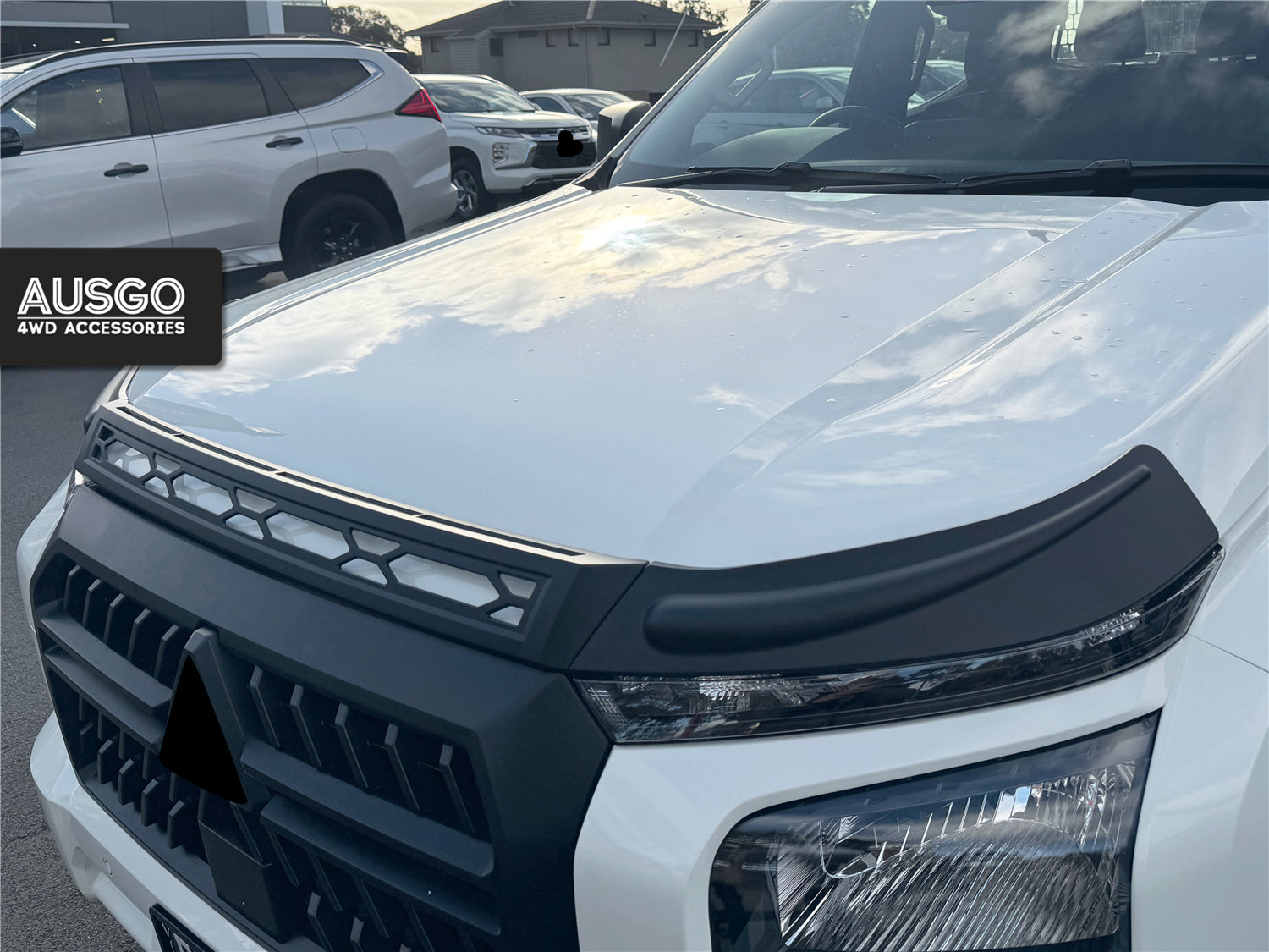 Mitsubishi Triton MV Series 2024-Onwards Bonnet Guard