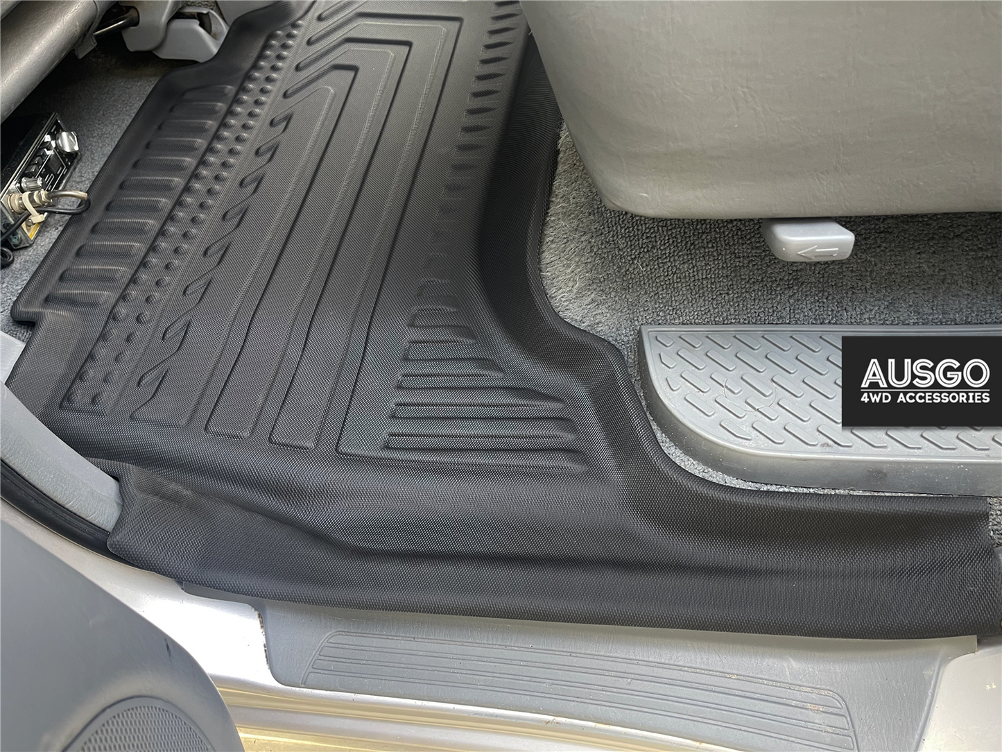 Toyota Land Cruiser 100 / 105 Series 1998-2007 Car Floor Mats