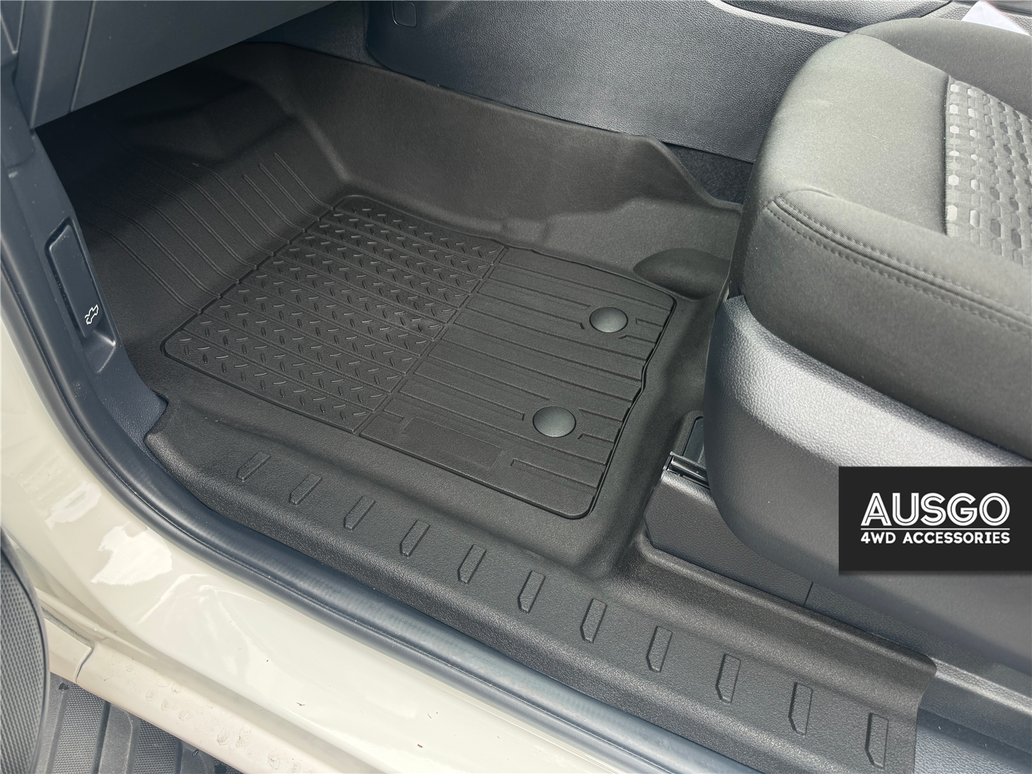 Ford Everest Next-Gen 2022-2025 Injection Car Floor Mats