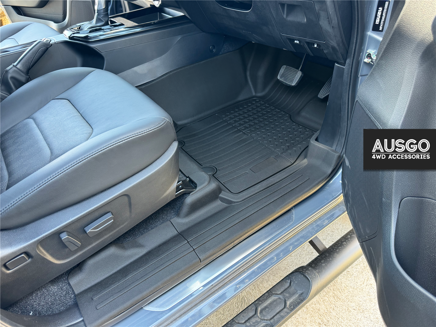 ISUZU D-MAX 2020-2025 Injection Car Floor Mats