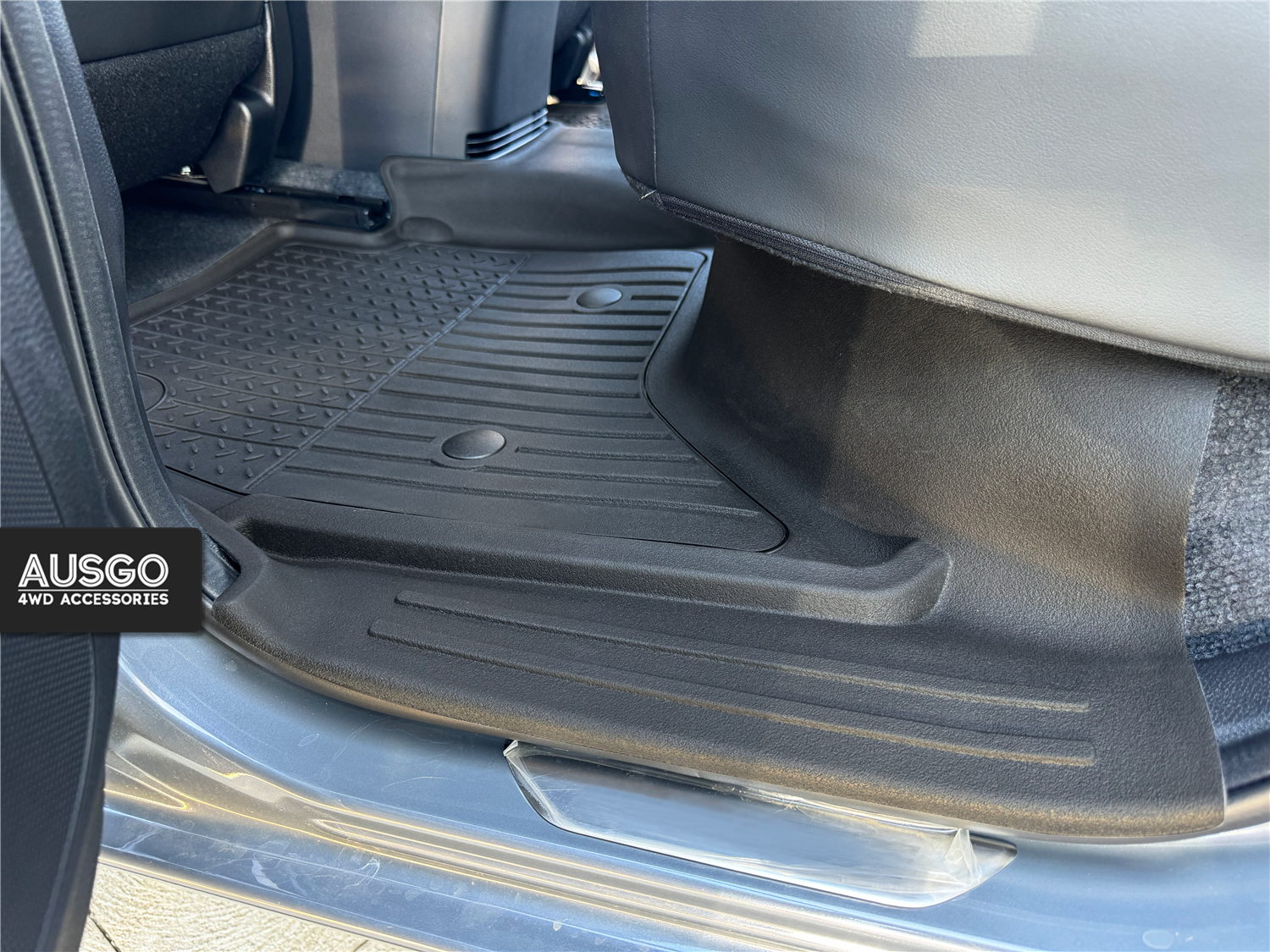 ISUZU D-MAX 2020-2025 Injection Car Floor Mats
