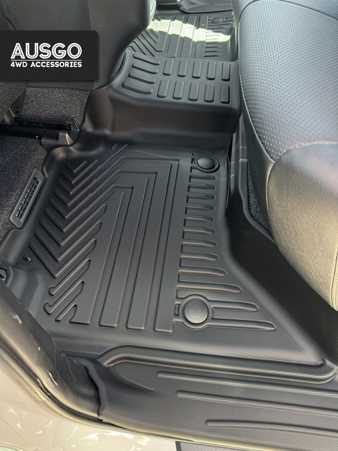 Car Floor Mats for Toyota Hilux Dual Cab Hybrid / EV 2024-Onwards