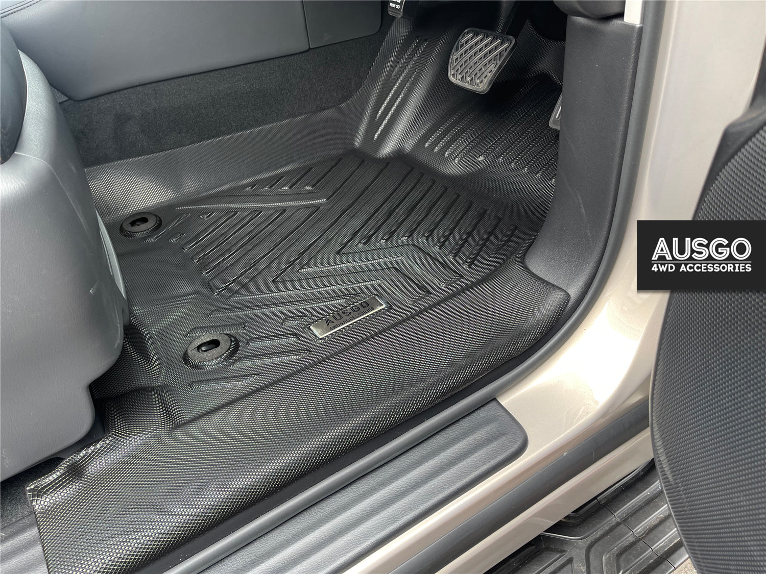 Infiniti QX80 Z62 2015-2019 Car Floor Mats