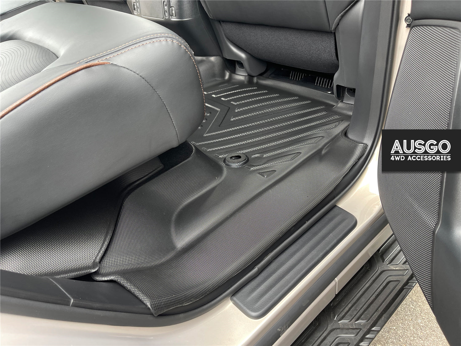 Infiniti QX80 Z62 2015-2019 Car Floor Mats