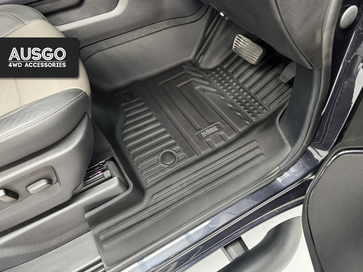 Chevrolet Silverado T1 Series 2020-Onwards Car Floor Mats（WITH Rear Underseat Storage Box）