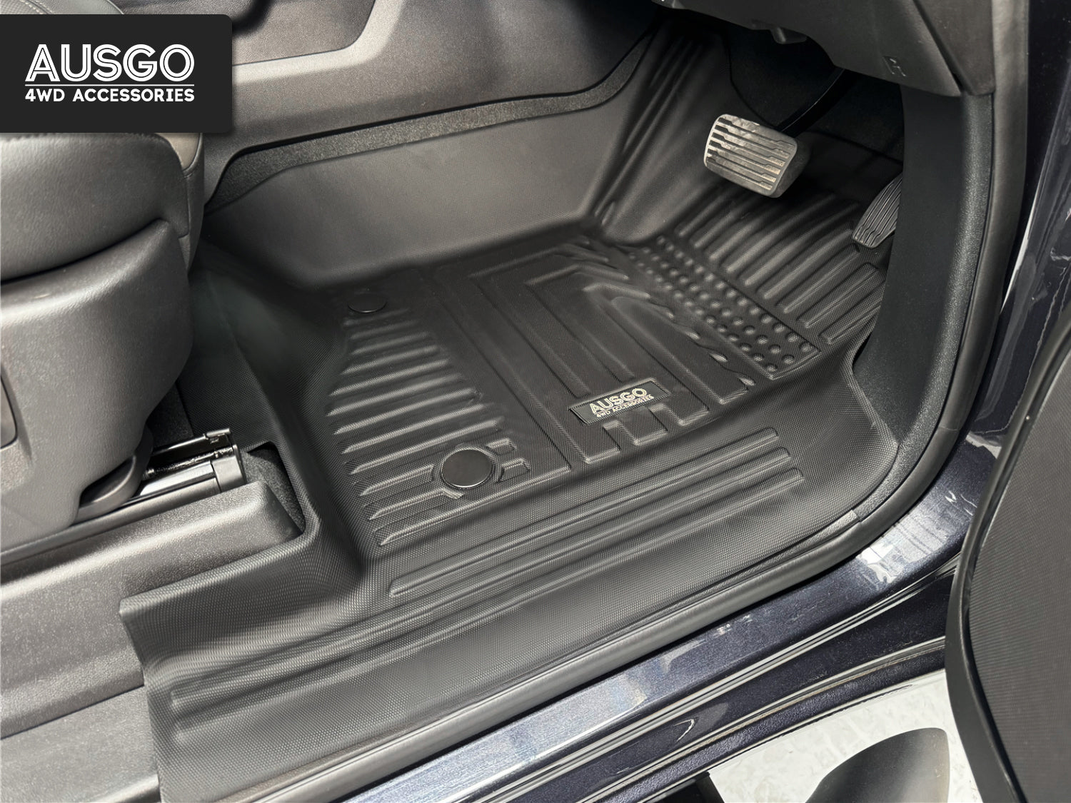 Chevrolet Silverado T1 Series 2020-Onwards Car Floor Mats（WITH Rear Underseat Storage Box）