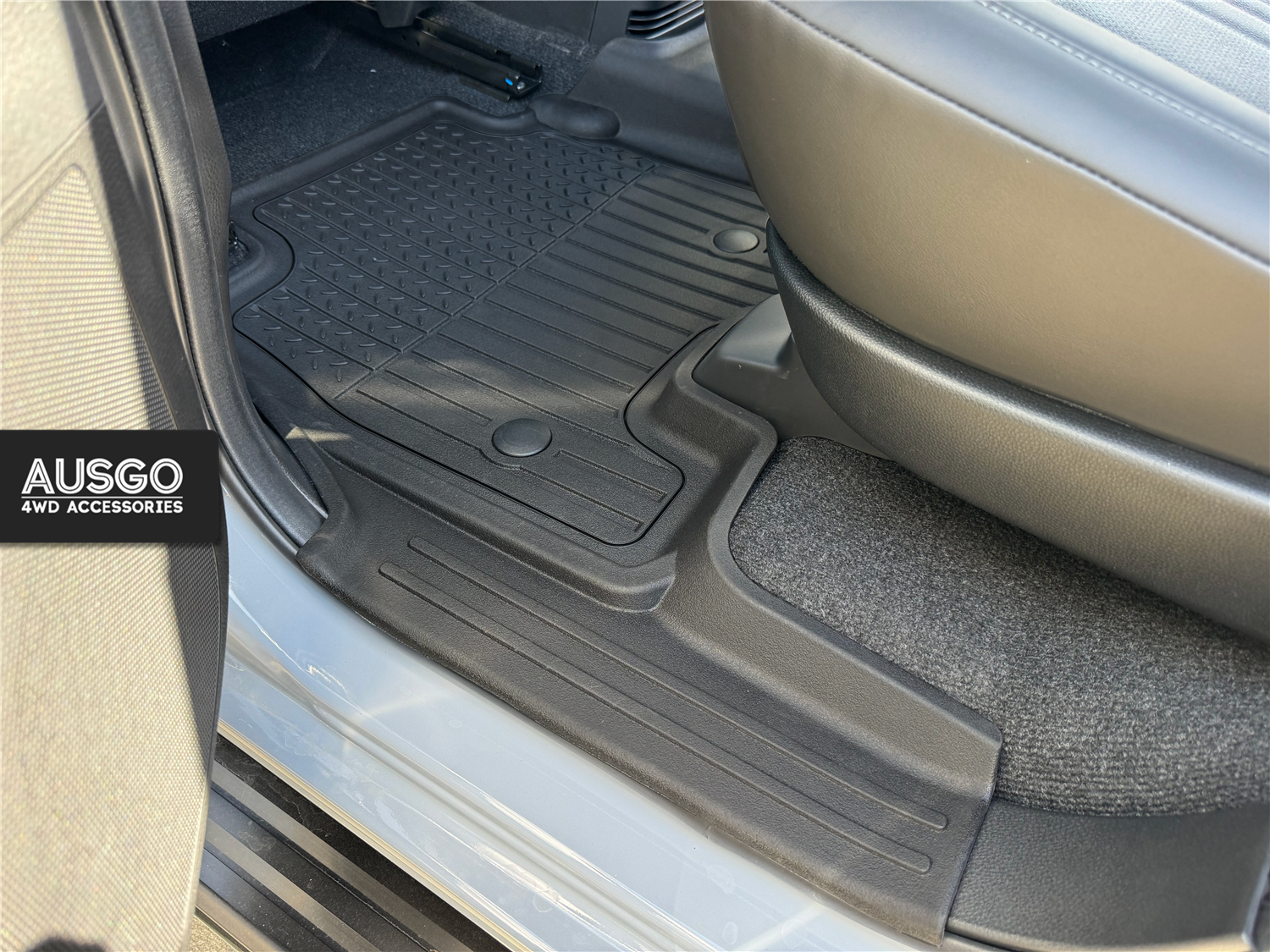 ISUZU MU-X 2021-Onwards Injection Car Floor Mats