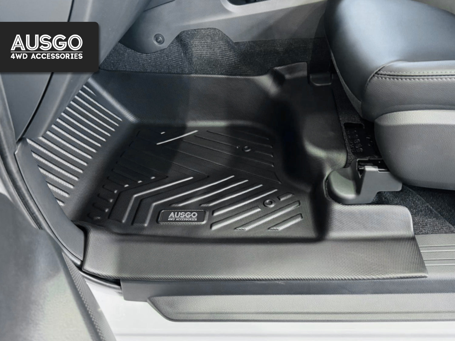 Car Floor Mats for Mitsubishi Pajero Sport 2015-Onwards