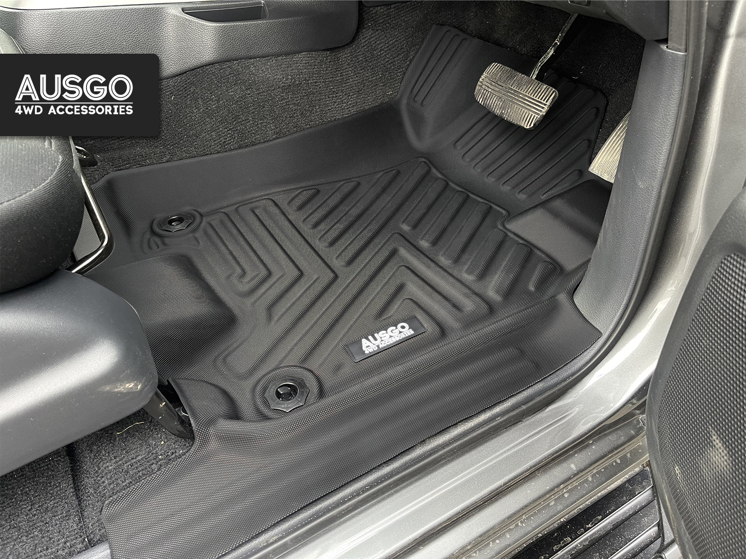 Nissan Navara NP300 D23 Dual Cab 2015-2025 Car Floor Mats