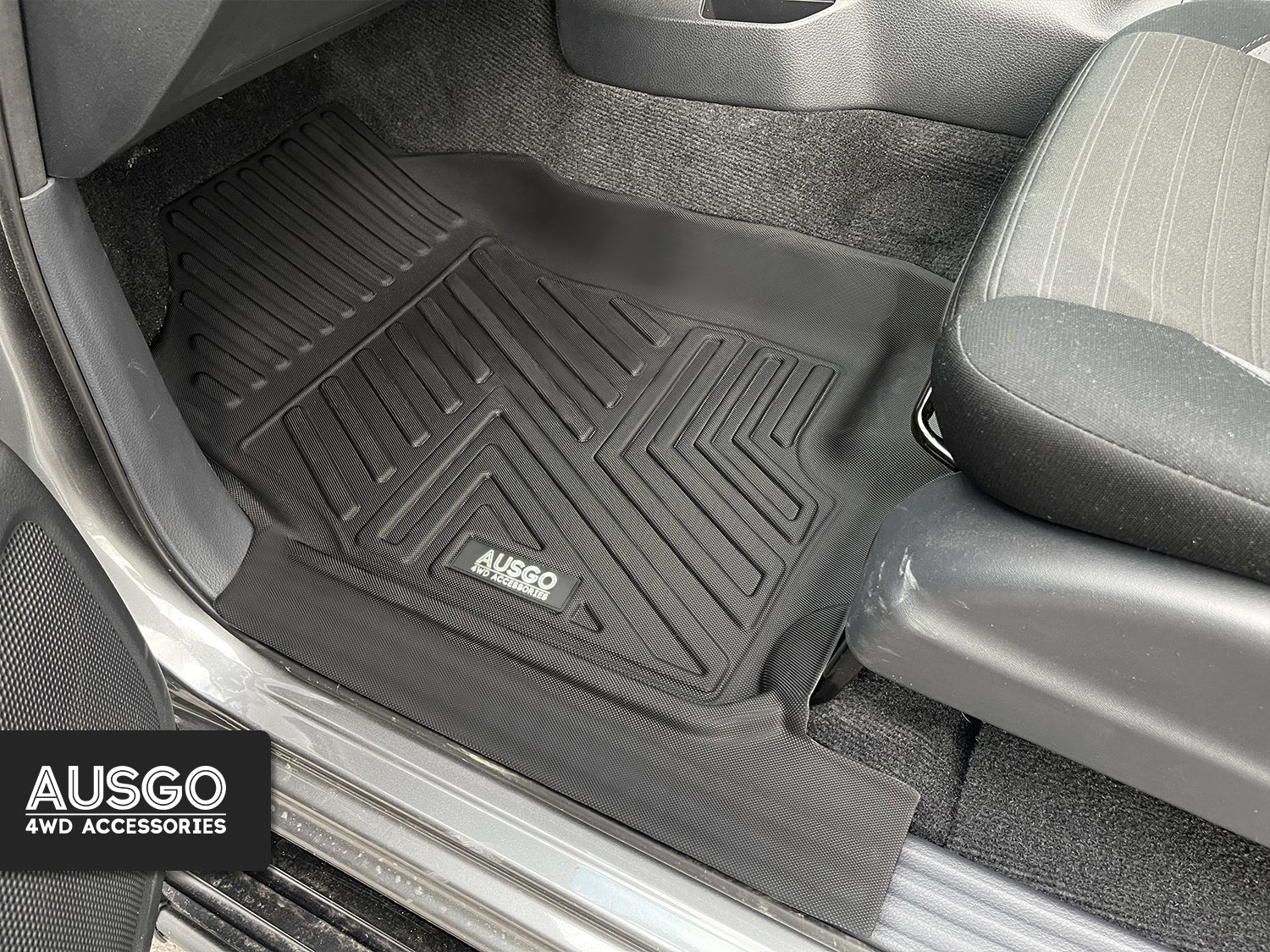Nissan Navara NP300 D23 Dual Cab 2015-2025 Car Floor Mats