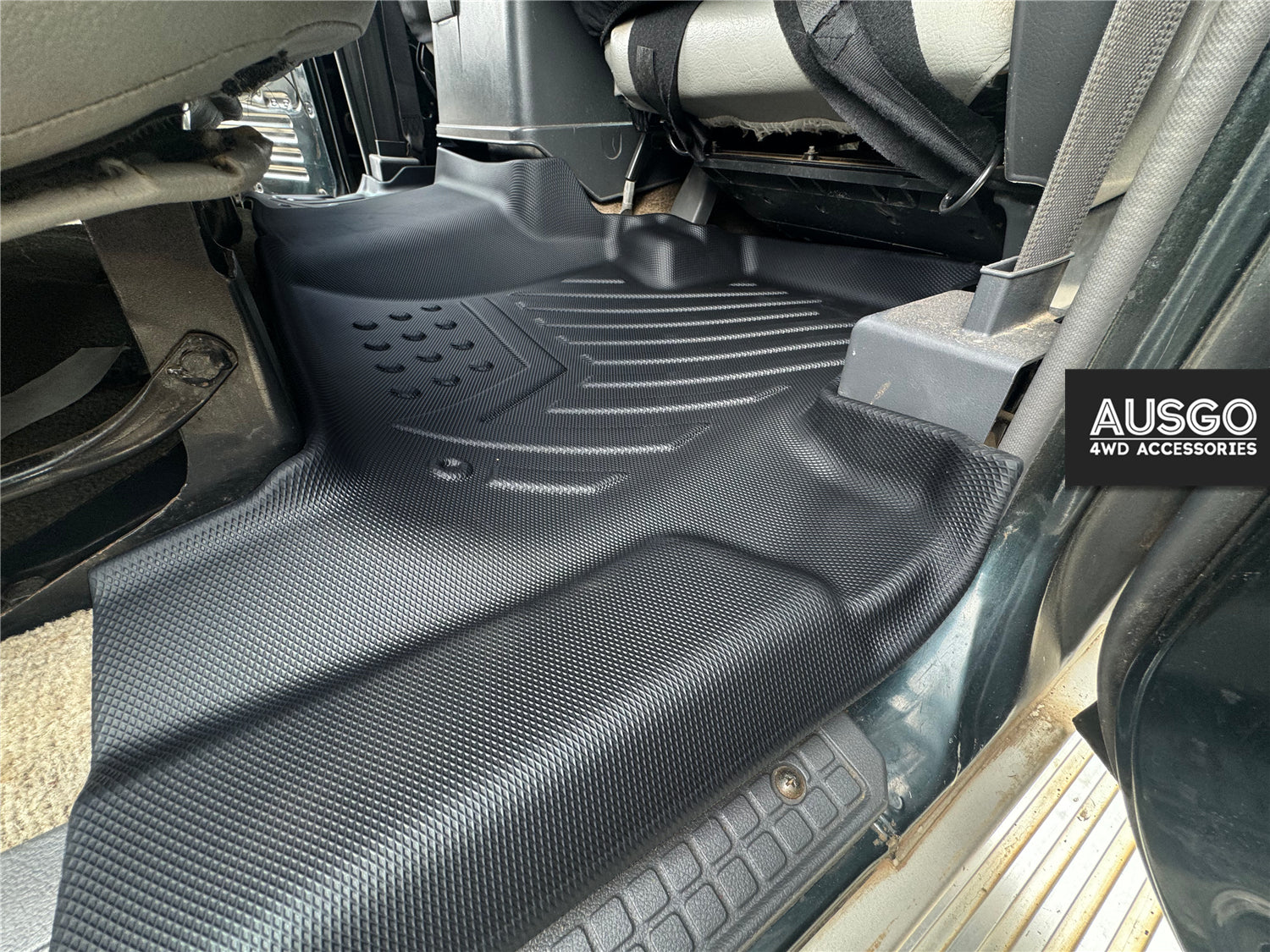 Nissan Patrol GQ Y60 1988-1997 Car Floor Mats