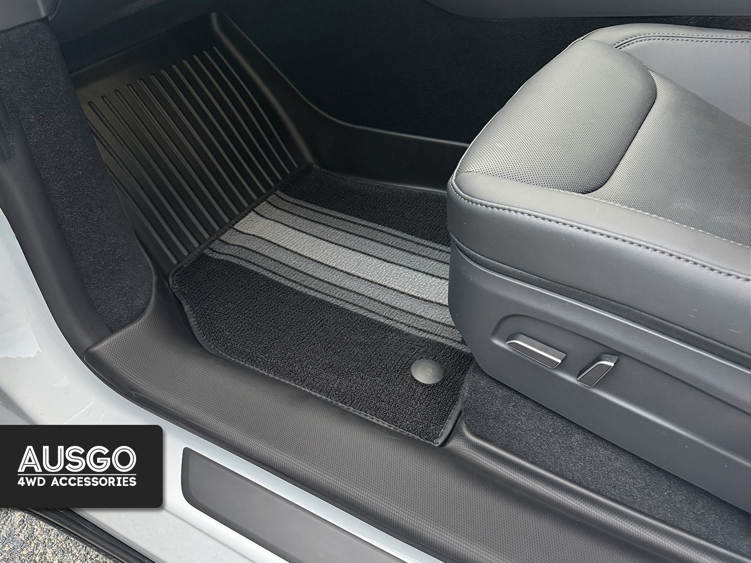 Dual-Layer Car Floor Mats for Tesla Model Y Juniper 2025-Onwards
