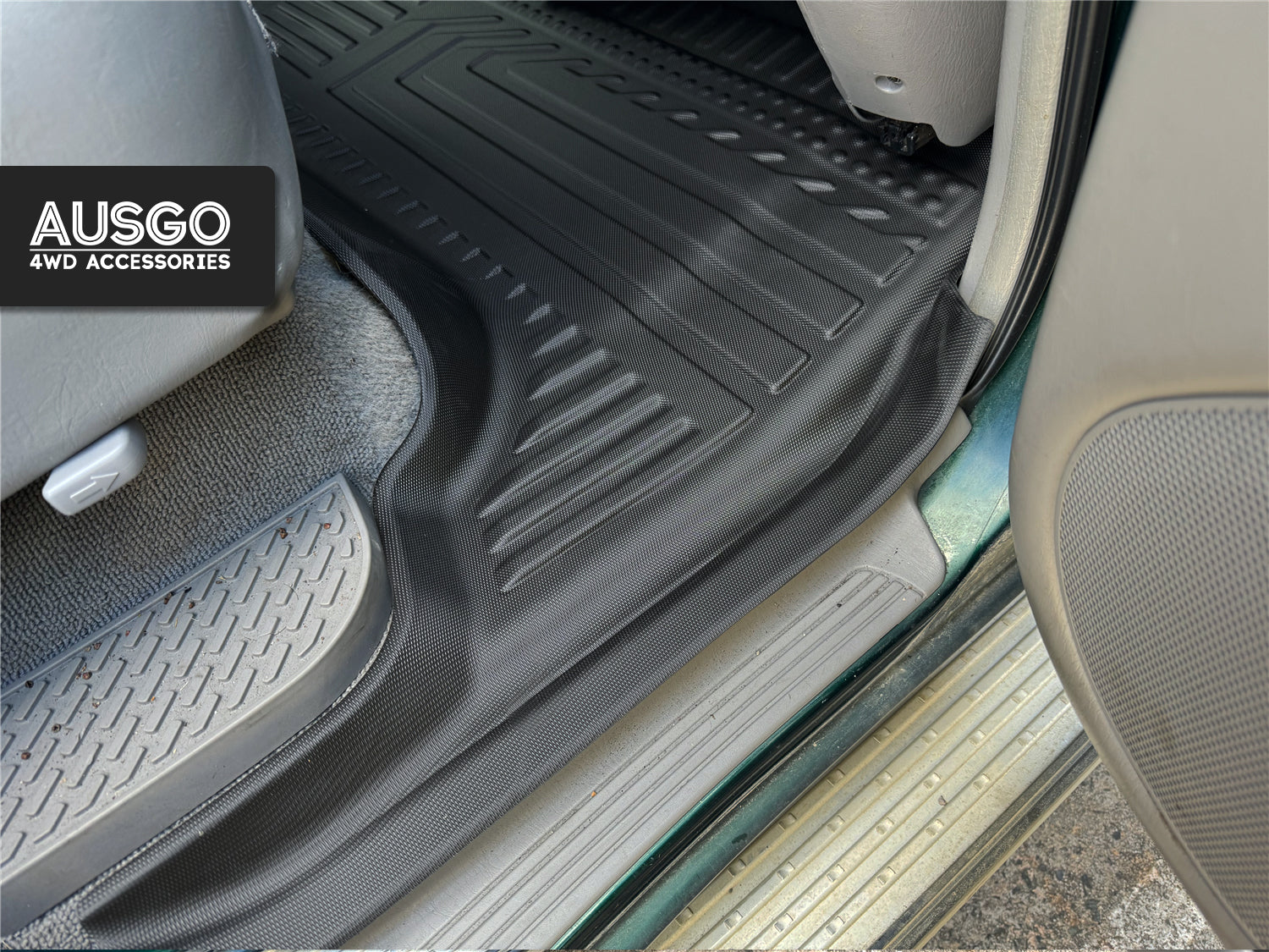 Toyota Land Cruiser 100 / 105 Series 1998-2007 Car Floor Mats