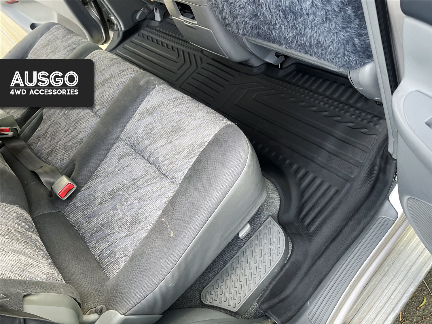 Toyota Land Cruiser 100 / 105 Series 1998-2007 Car Floor Mats