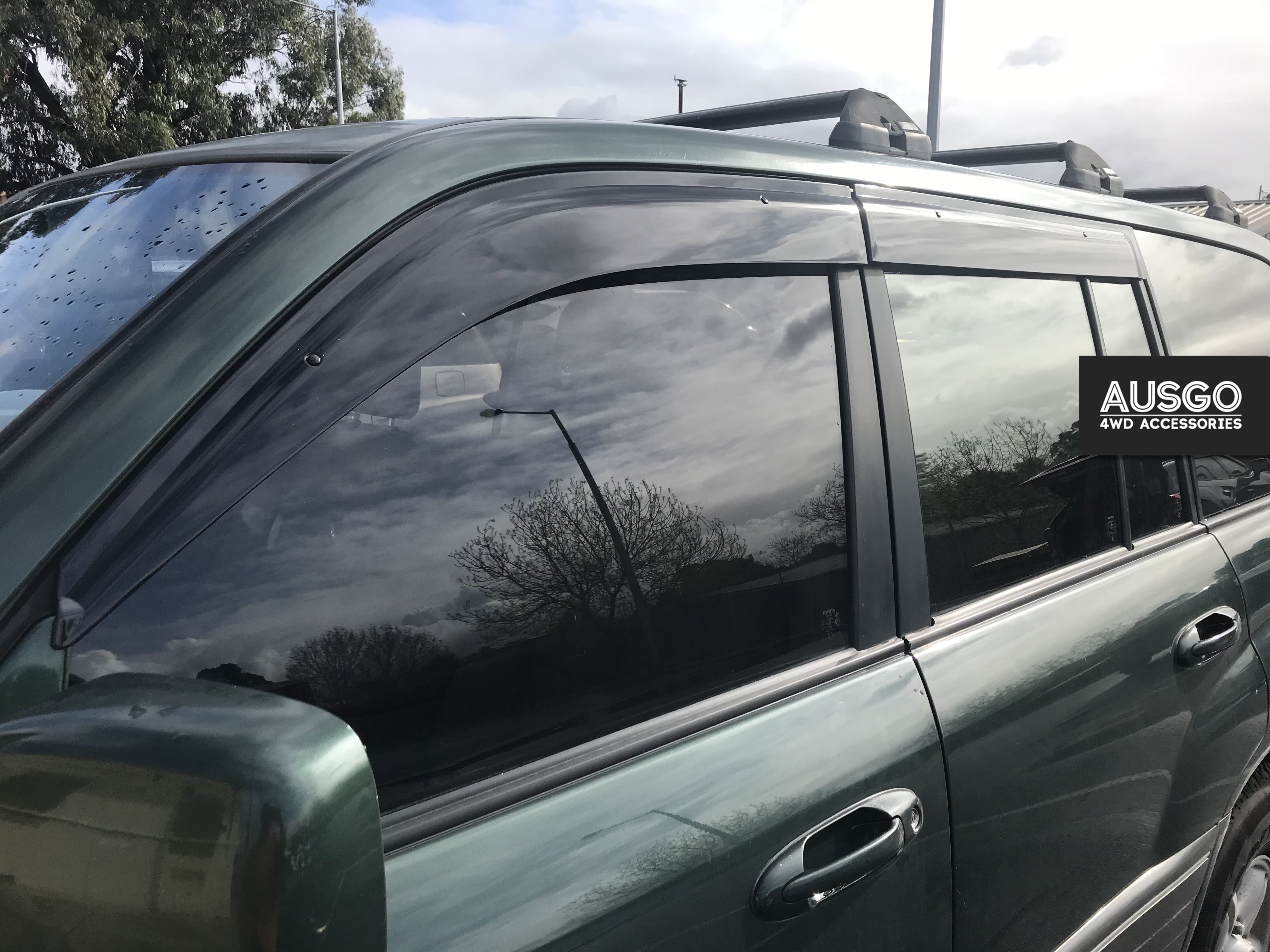 Toyota Land Cruiser 100 105 Series 1998-2007 Injection Monsoon Weather Shields