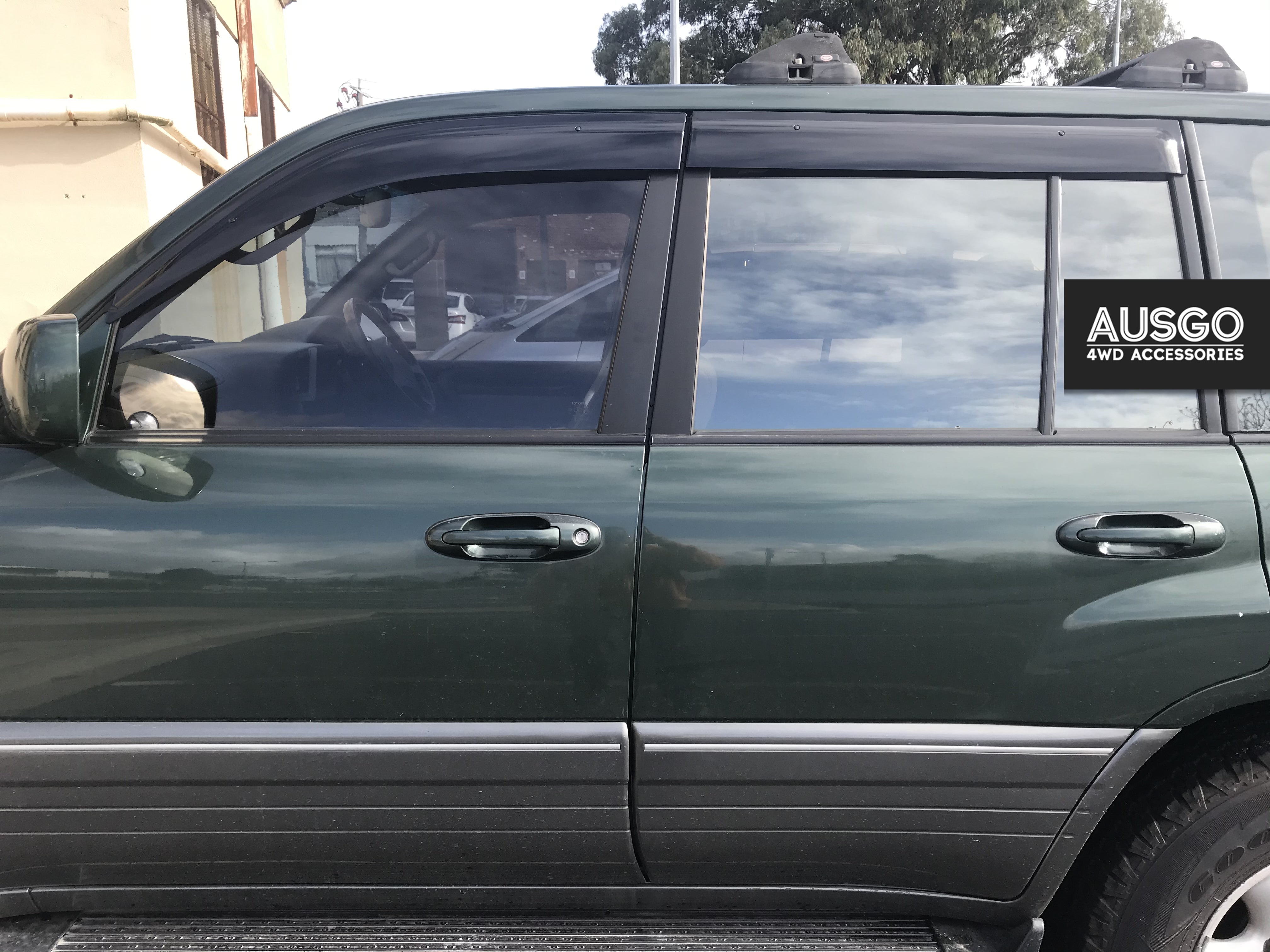 Toyota Land Cruiser 100 105 Series 1998-2007 Injection Monsoon Weather Shields