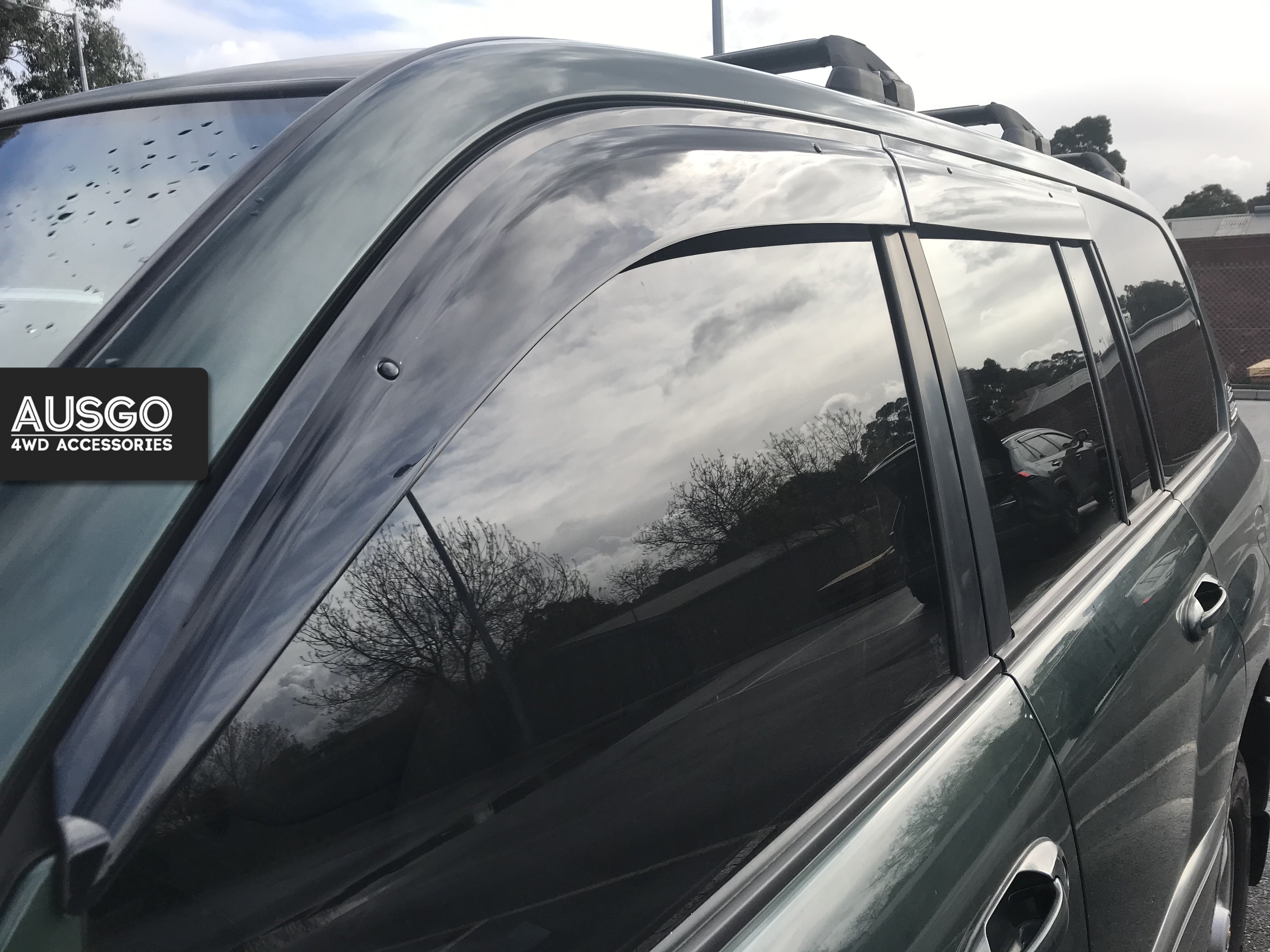 Toyota Land Cruiser 100 105 Series 1998-2007 Injection Monsoon Weather Shields