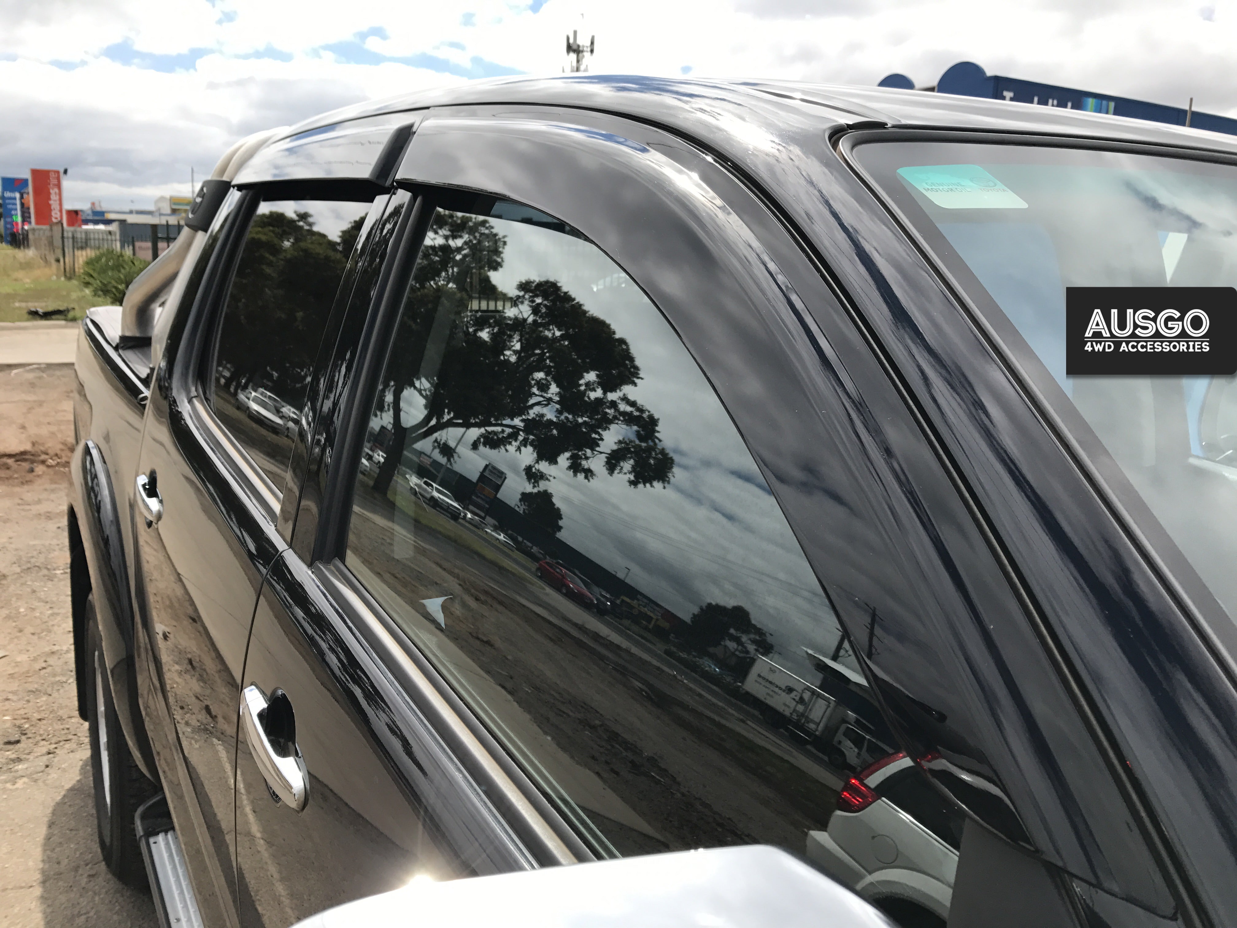 Toyota Hilux Dual Cab 2005-2015 Injection Monsoon Weather Shields
